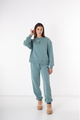 Костюм жіночий